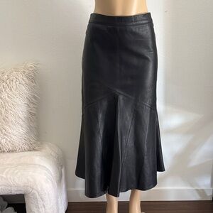 Elegant Black Leather Skirt